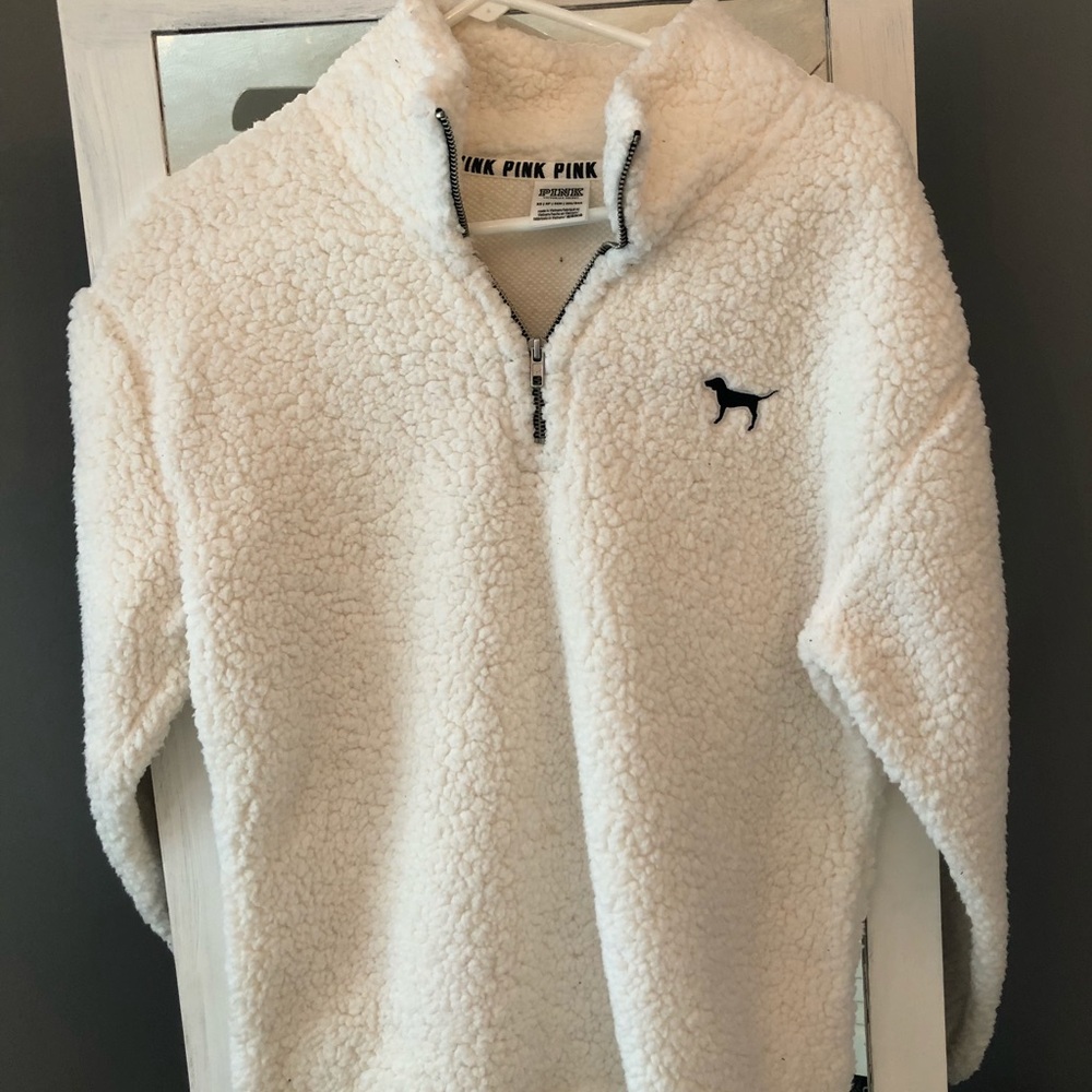 VS pink white fluffy quarter zip